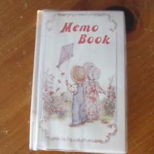VTG MEMO BOOK W/2 OLD FASHIONED CHILDREN FLYING A KITE, W/PENCIL